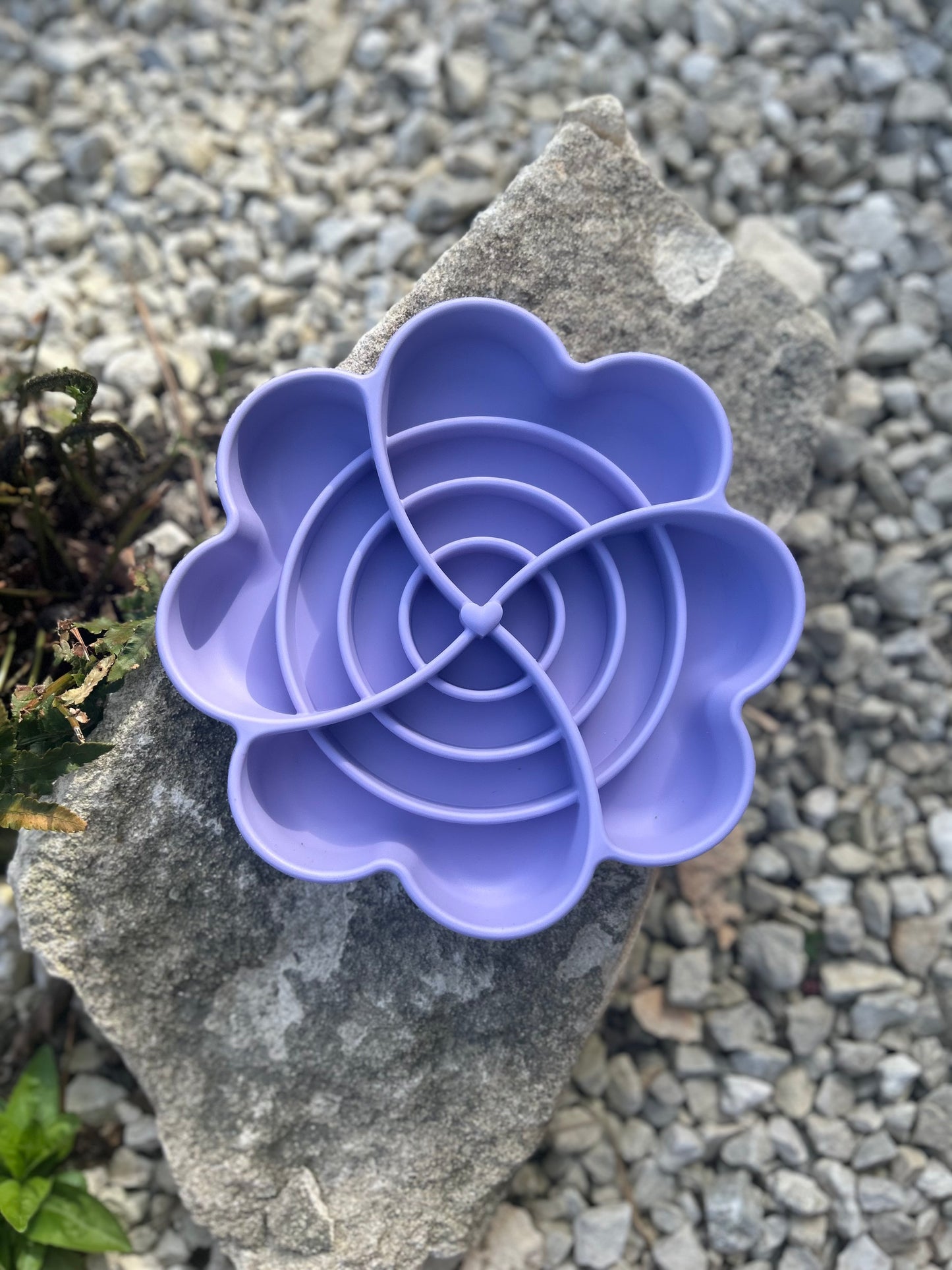 FLORAL HEARTS BOWL SLOW FEEDER