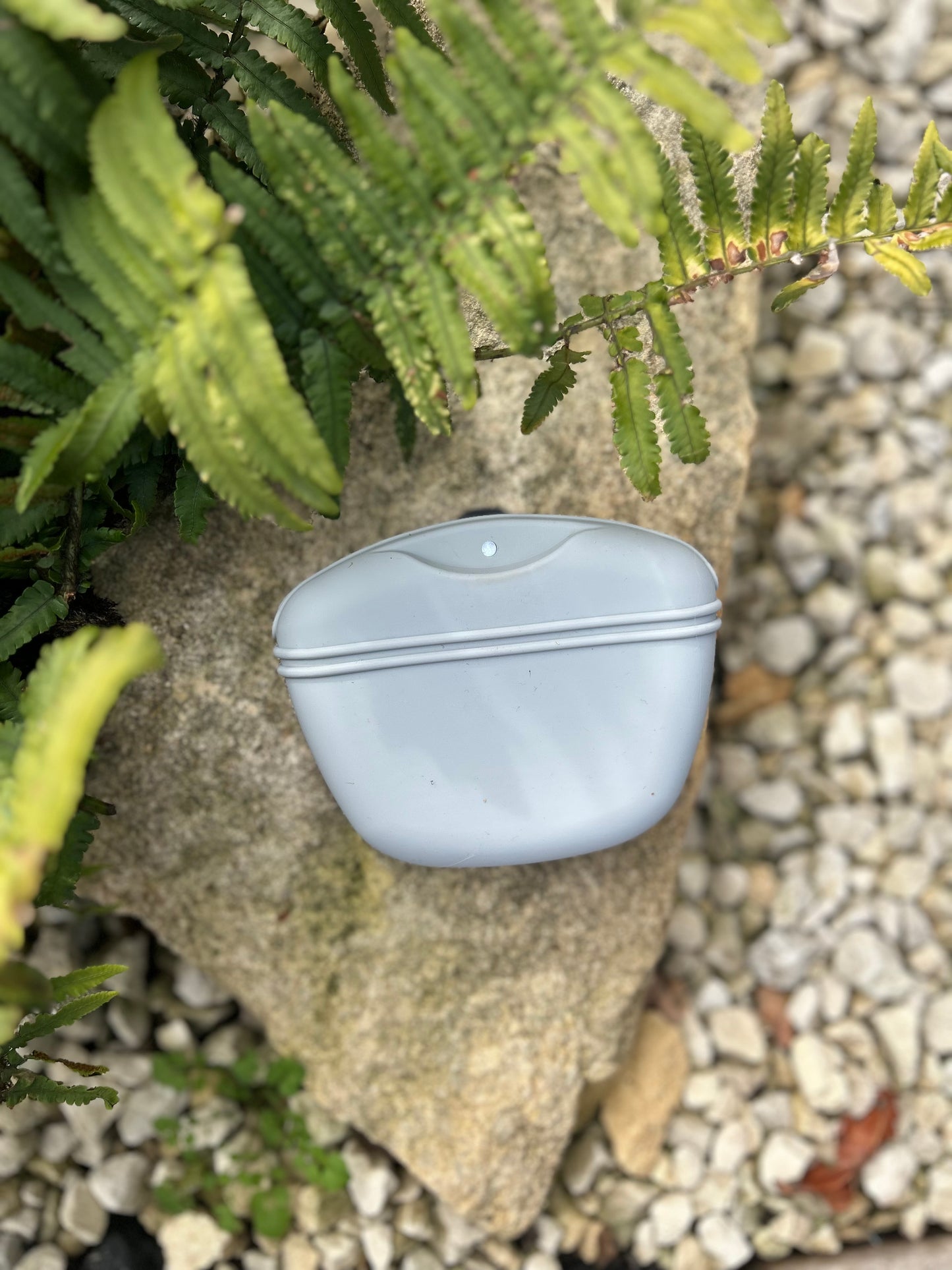 SILICONE TREAT POUCH