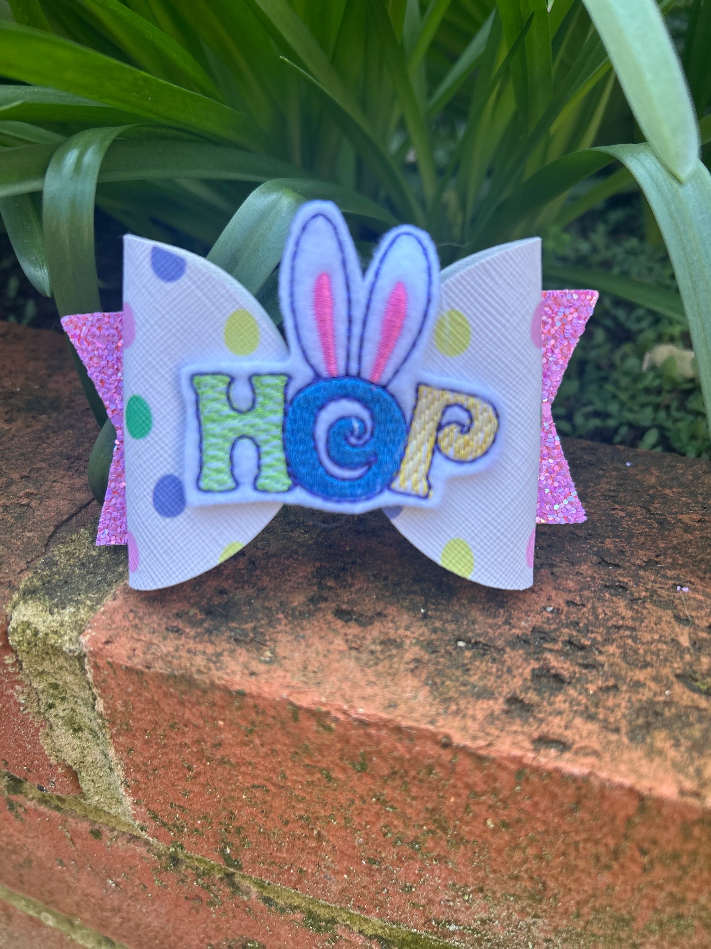 HOP SPRING GLITTER BOW