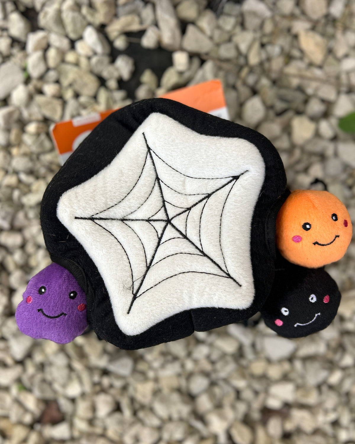 ZIPPY PAWS SPOOKY SPIDER HALLOWEEN BURROW TOY