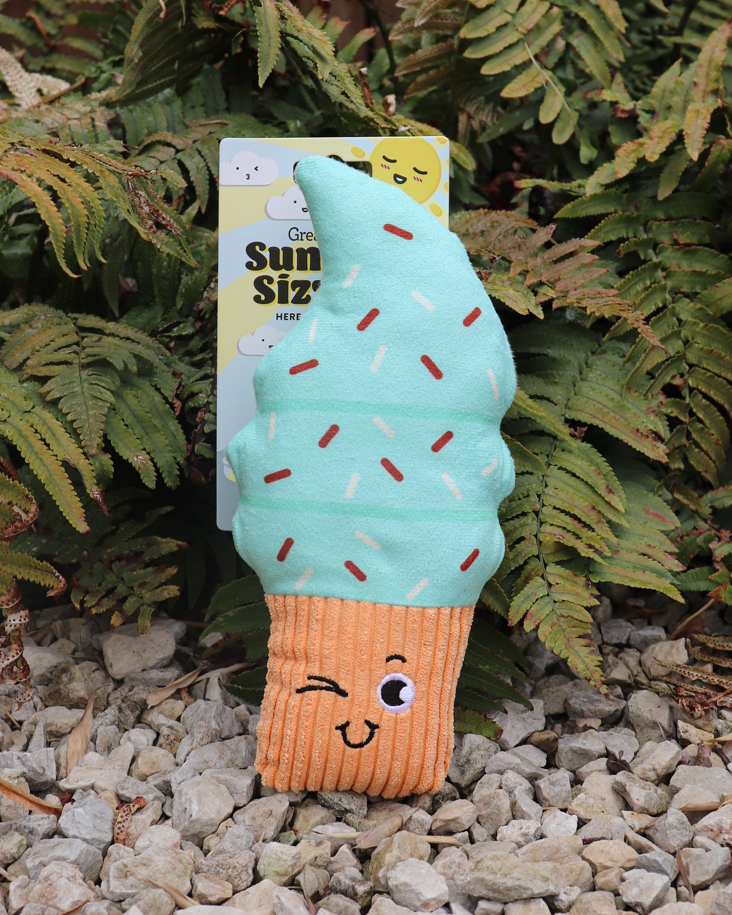 WINKY ICE CREAM PLUSHIE