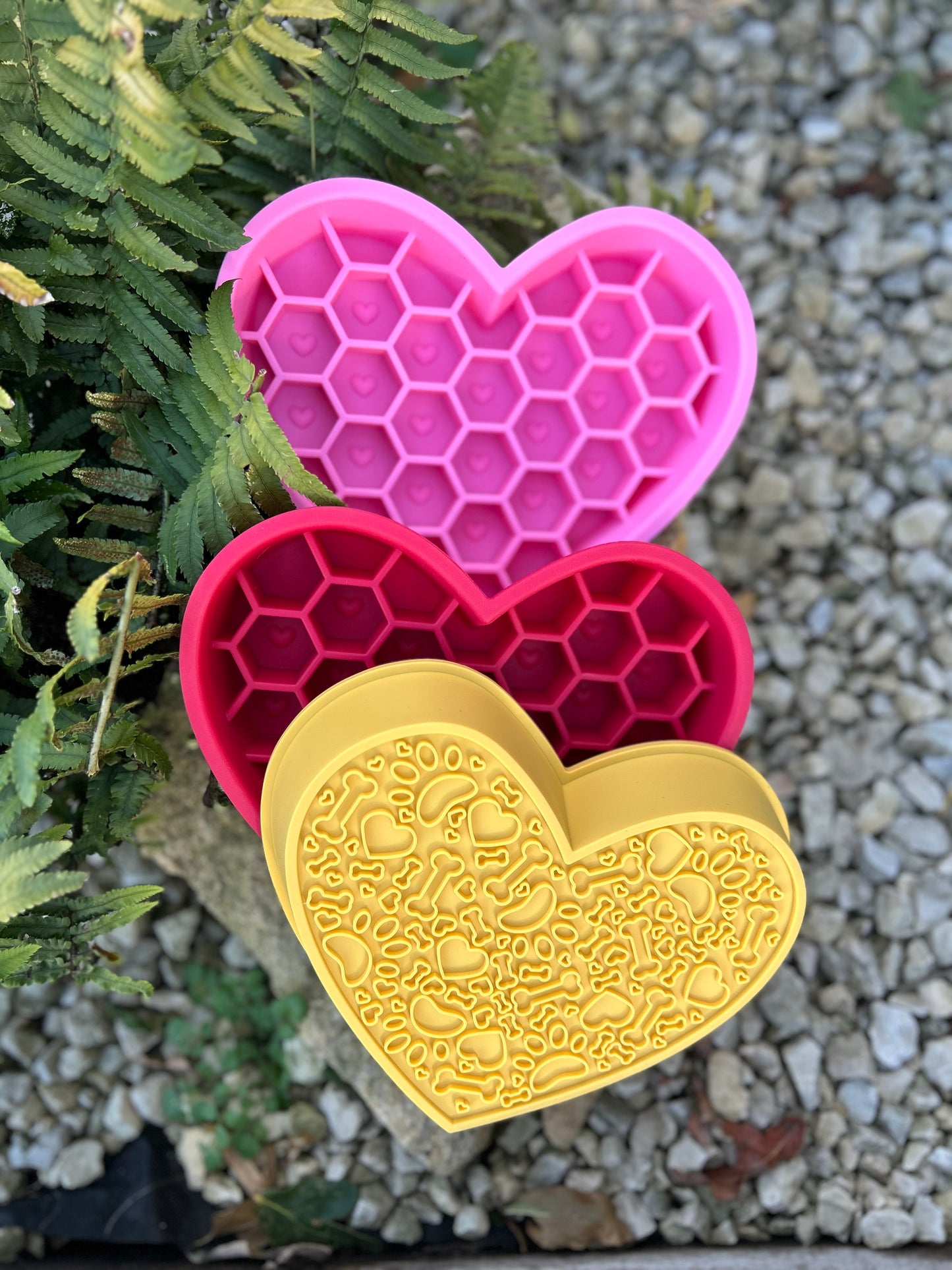 HEART HONEYCOMB BOWL / LICKMAT SLOW FEEDER