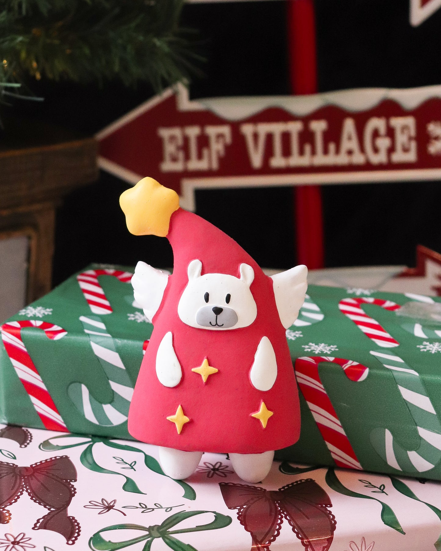 POLAR BEAR CHRISTMAS TREE SQUEAKY LATEX TOY