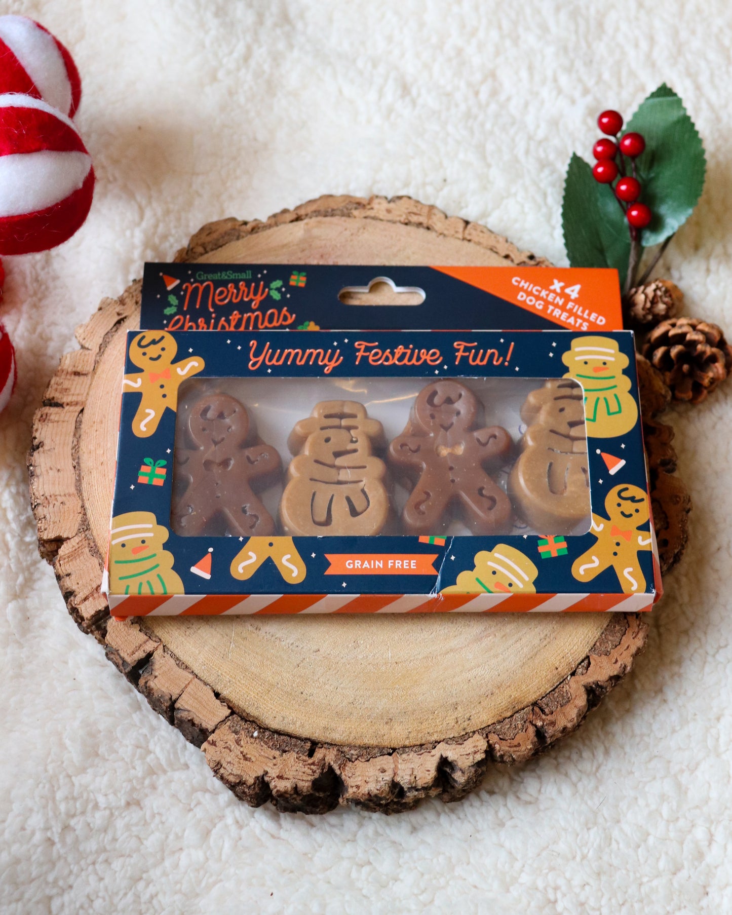 GREAT & SMALL SNOWMAN & GINGERBREAD MAN FILLED TREATS 4 PK GIFT BOX on