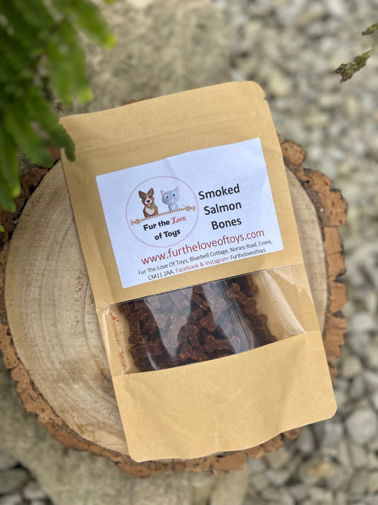 SALMON BONES TRAINING TREATS 100g