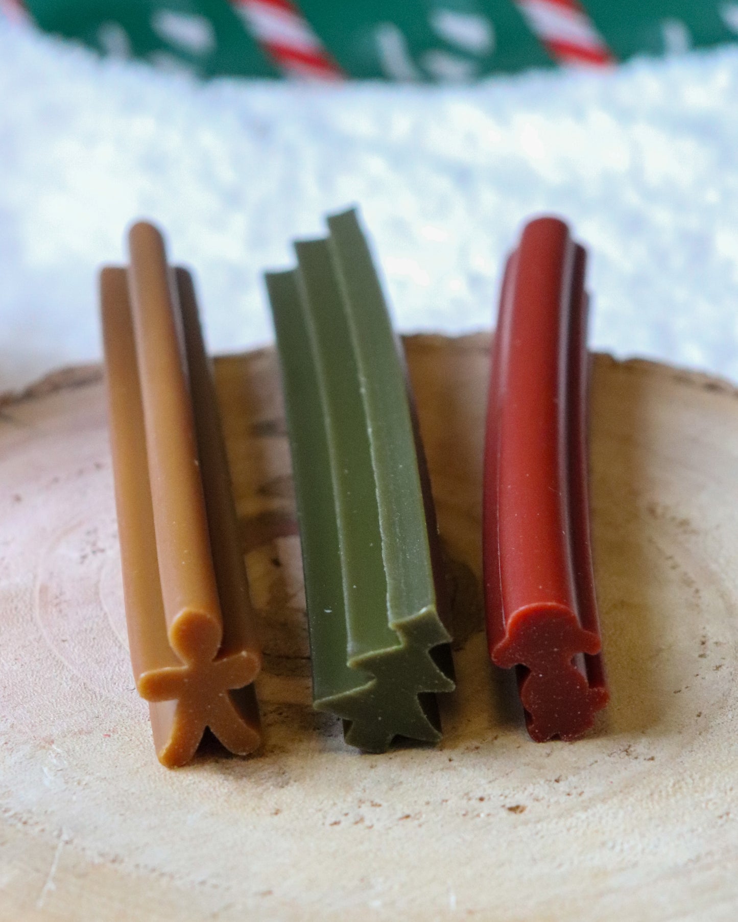 CHRISTMAS STICKS DOG CHEWS CHICKEN & VEG