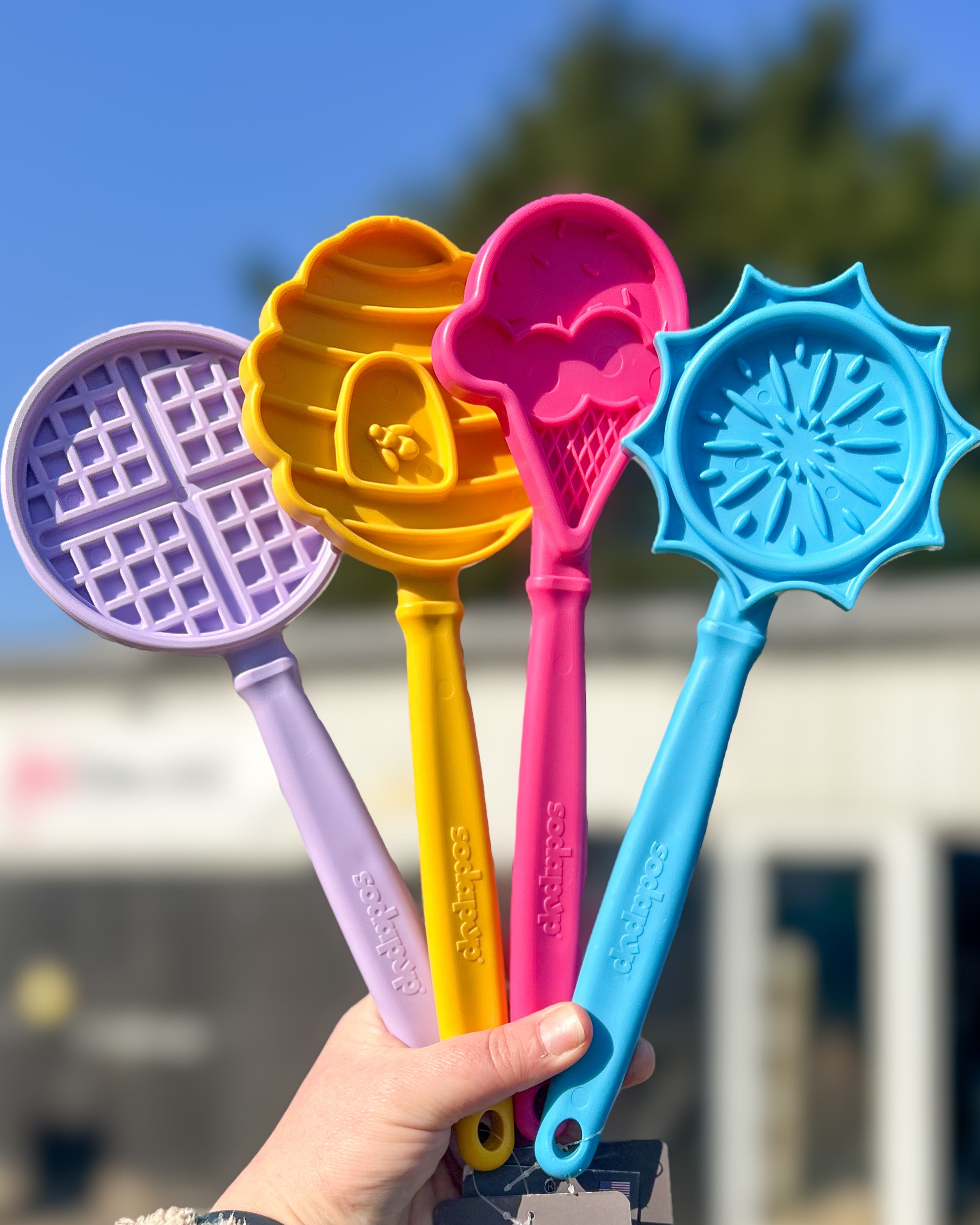 SODAPUP LICK STICK HANDHELD ENRICHMENT TOOL (LICKISTICK) – Fur the