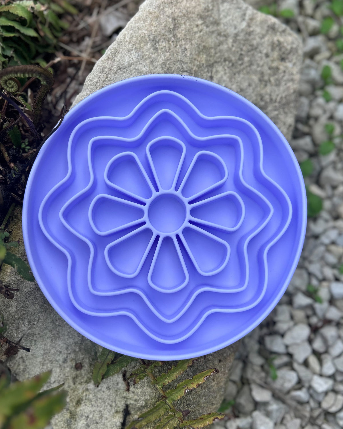 PRETTY  PETALS SILICONE SLOW FEEDER BOWL