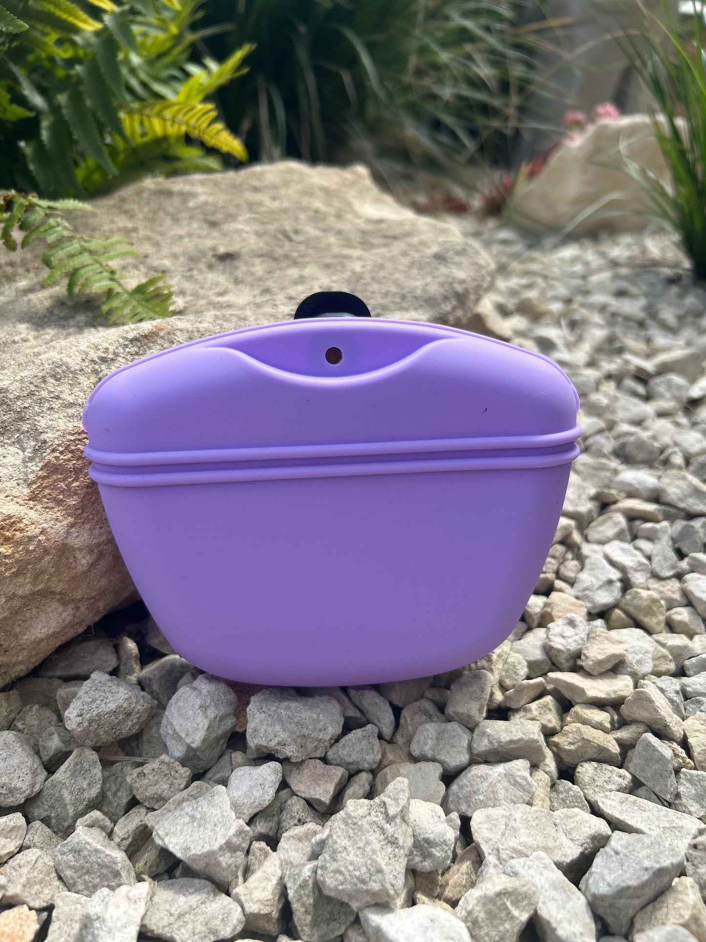 SILICONE TREAT POUCH