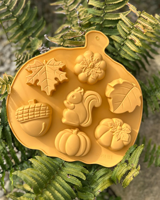 ALL THINGS AUTUMN LGE SILICONE MOULD