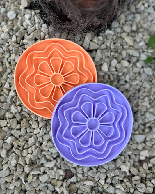 PRETTY  PETALS SILICONE SLOW FEEDER BOWL