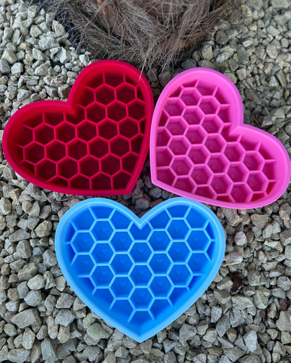 HEART HONEYCOMB BOWL / LICKMAT SLOW FEEDER 2 IN 1