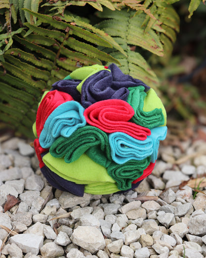 FLEECE SNUFFLE BALL ENRICHMENT BALL