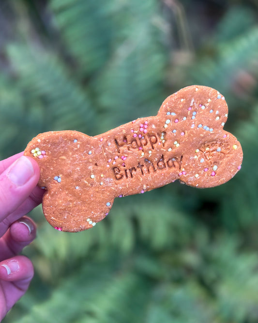 HAPPY BIRTHDAY HAND BAKED DOG BIRTHDAY BISCUIT