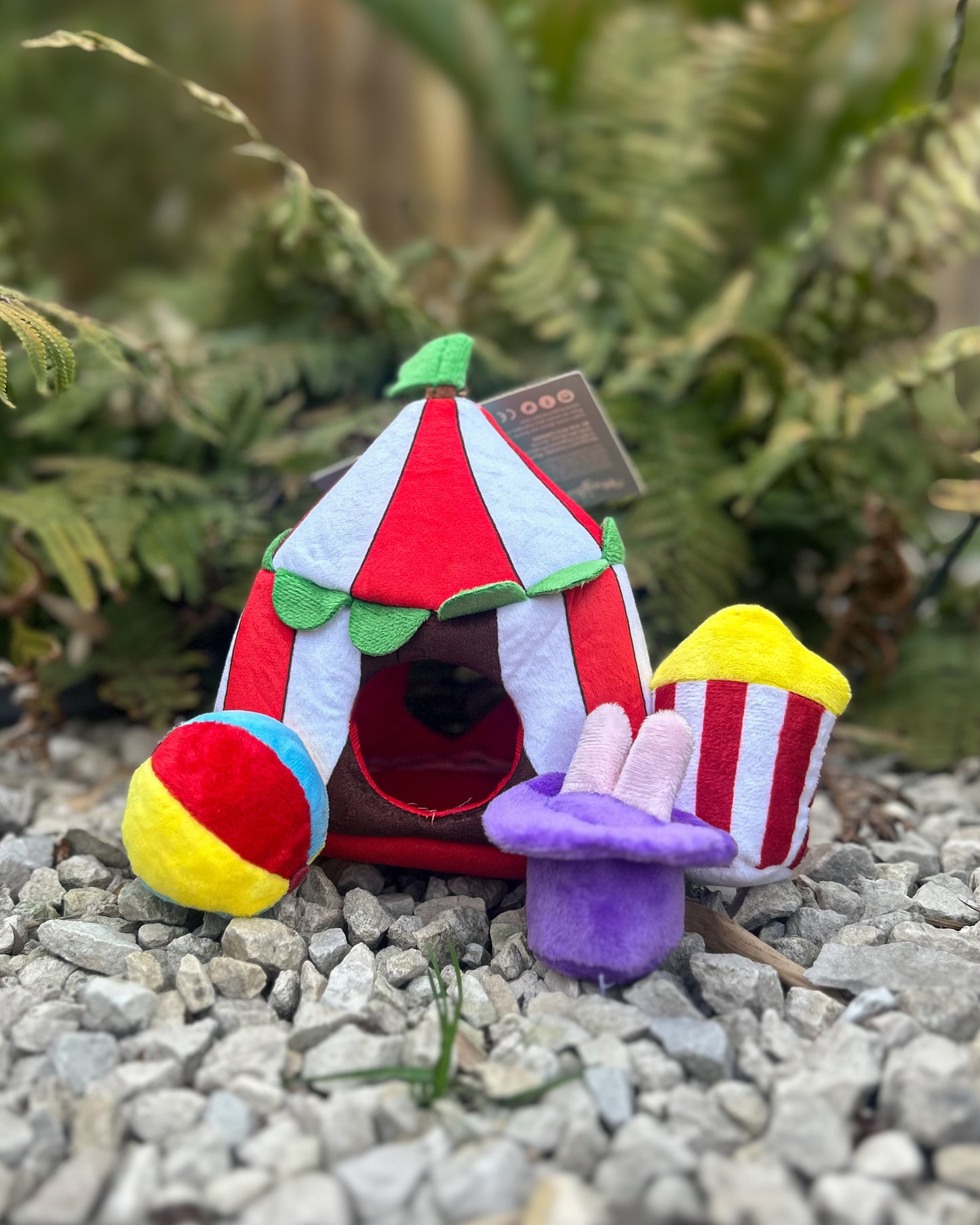 HUGSMART CIRCUS CIRCUS BURROW TOY