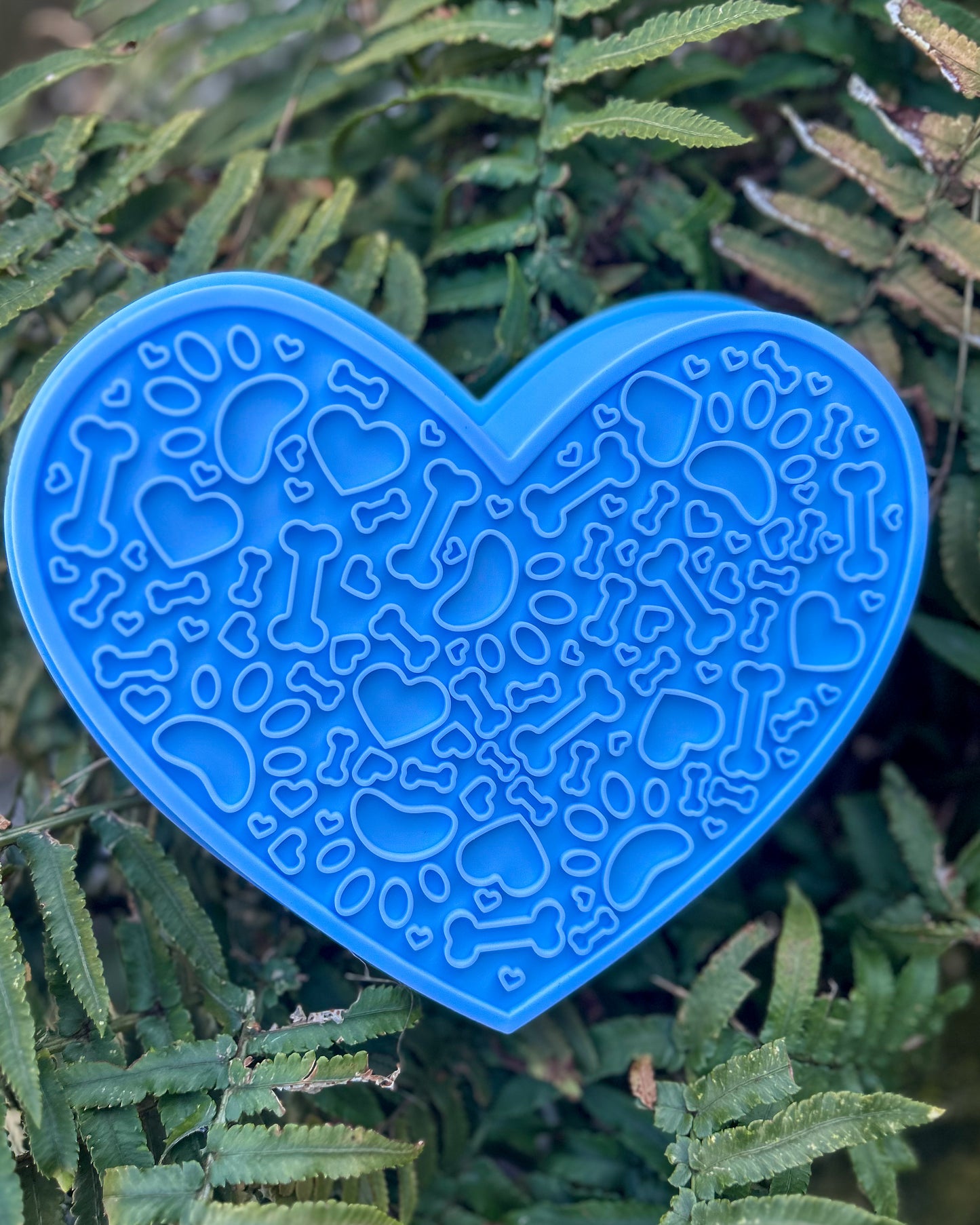 HEART HONEYCOMB BOWL / LICKMAT SLOW FEEDER 2 IN 1
