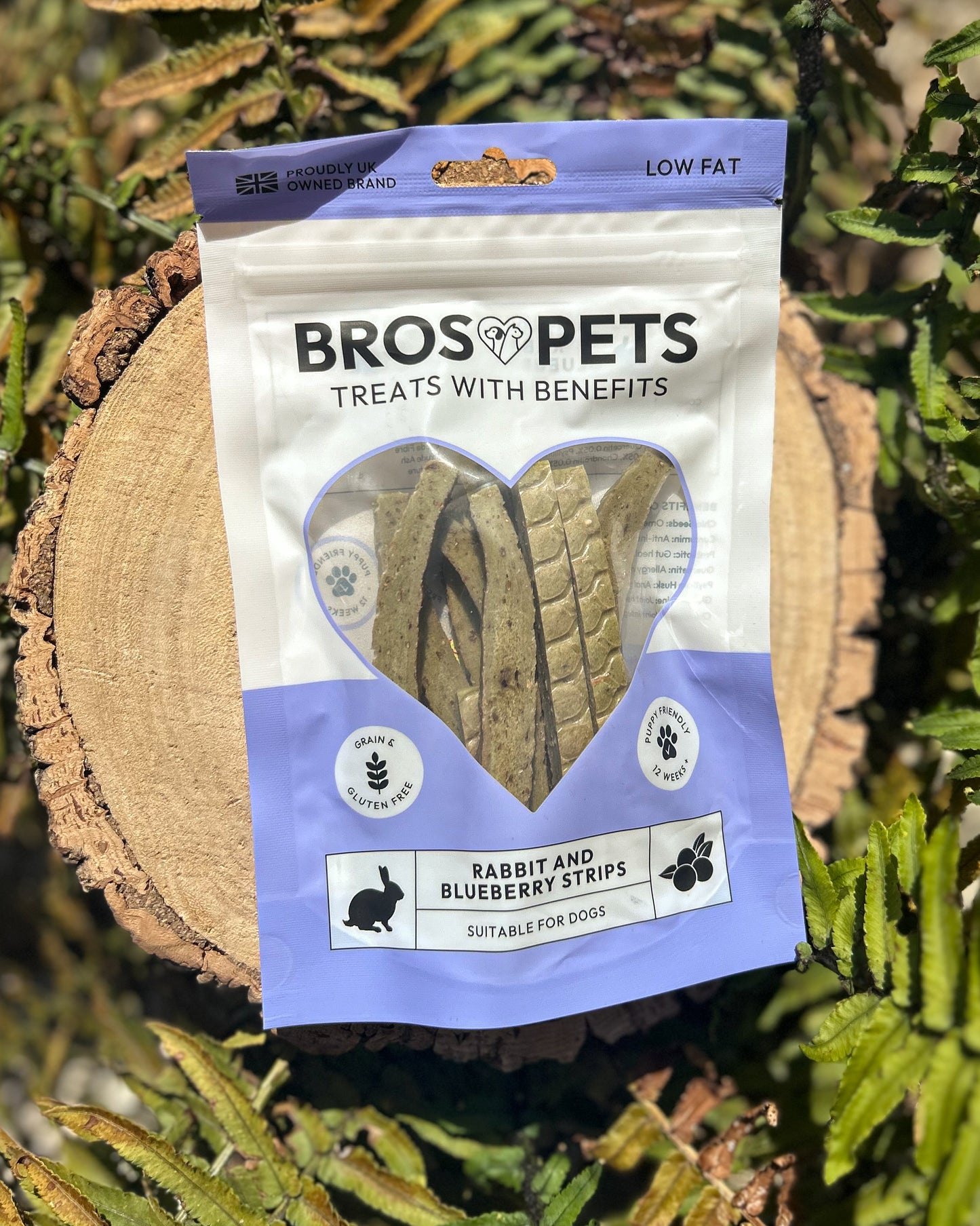 BROS PETS RABBIT & BLUEBERRY  STRIPS 100G