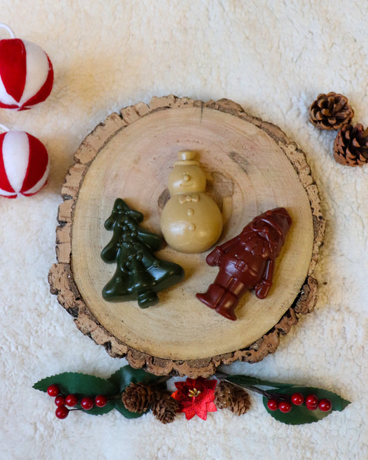 FESTIVE SHAPED DENTAL DOG CHEWS (SNOWMAN, SANTA, XMAS TREE) CHICKEN & VEG