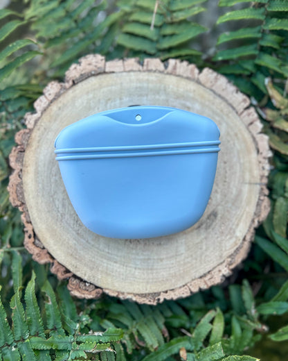 SILICONE TREAT POUCH