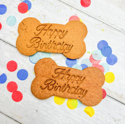 NELSON’S TREATS LARGE HAND BAKED DOG BIRTHDAY BISCUIT