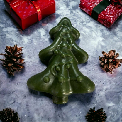 FESTIVE SHAPED DENTAL DOG CHEWS (SNOWMAN, SANTA, XMAS TREE) CHICKEN & VEG